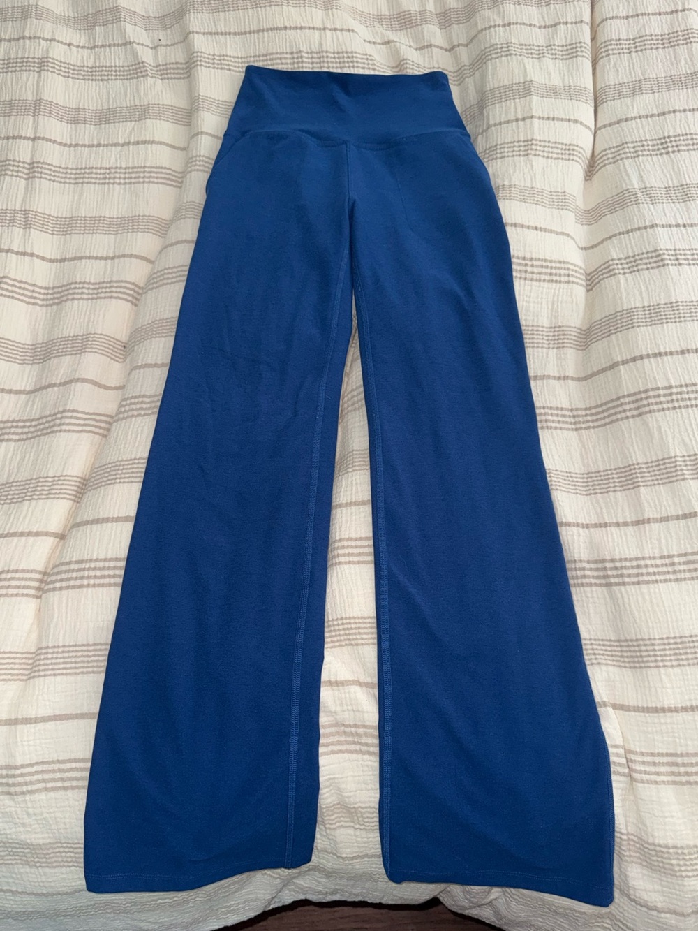 Beyond Yoga Wide-Leg Pants in Royal Blue